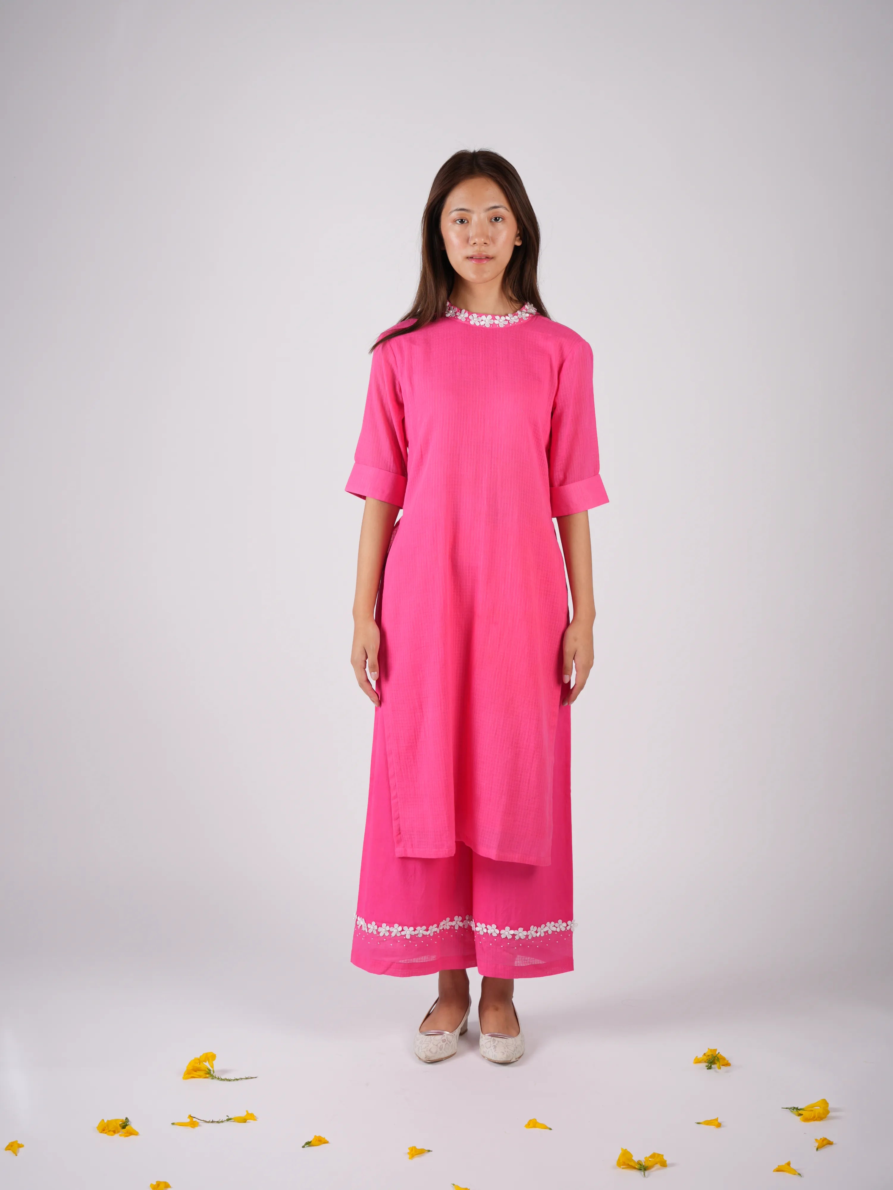Embroidered Punch Pink kurta-pant with Scrunchies