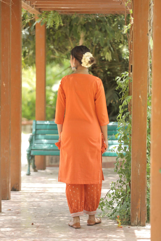 orange kurta afgani pant