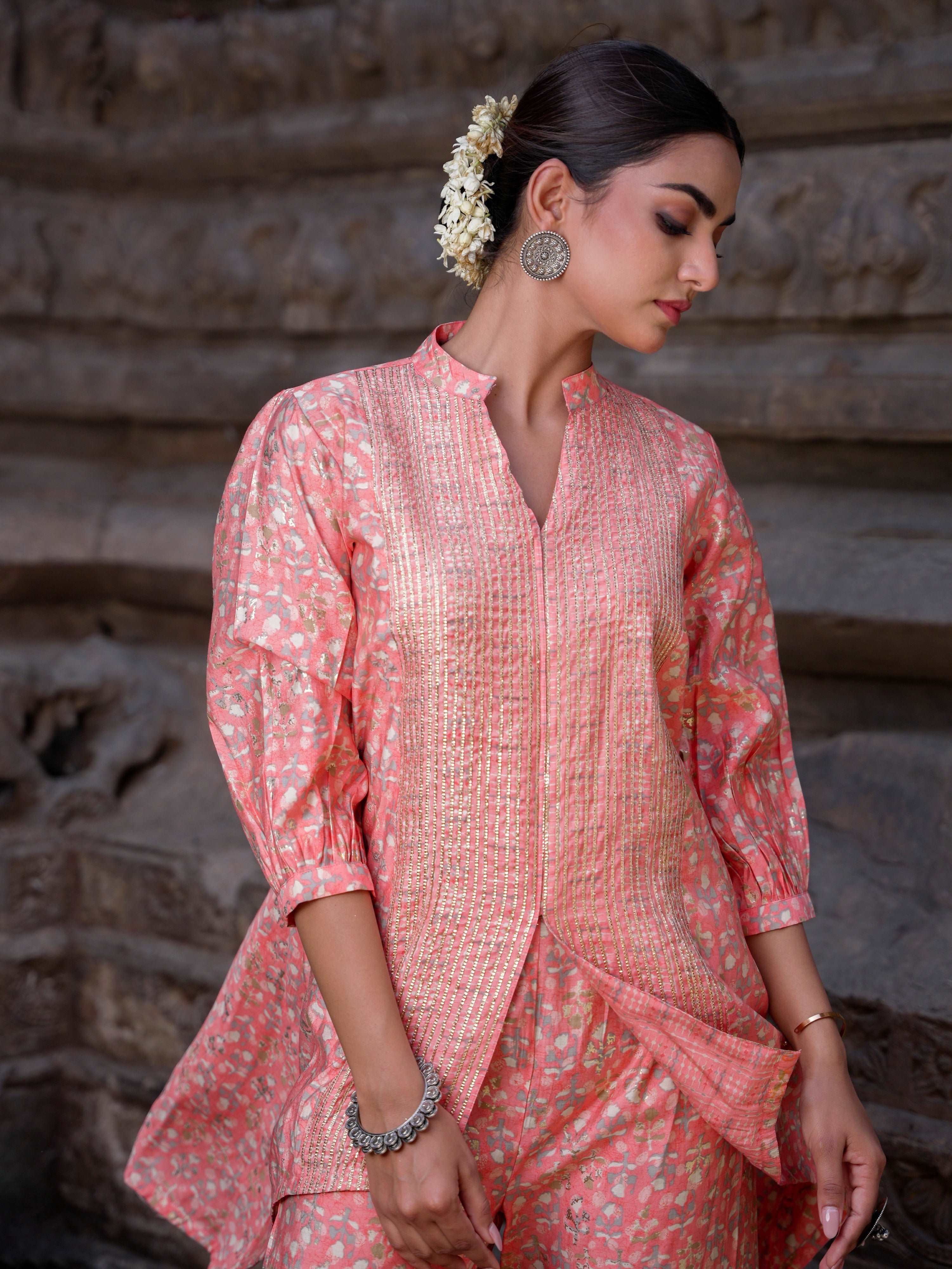 Ballon sleeve High-low shrug shirt with Plazo.